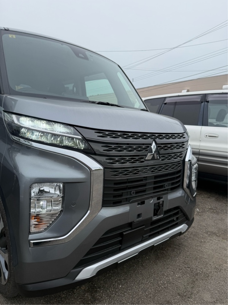 三菱 eKクロススペース T プレミアム_4WD(CVT_0.66)