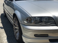 BMW 3シリーズ セダン 320i_RHD(AT)