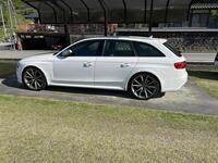 アウディ RS4アバント （ワゴン） RS4 アバント_RHD_4WD(AT_4.2)