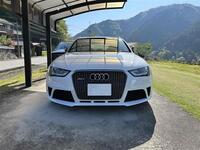 アウディ RS4アバント （ワゴン） RS4 アバント_RHD_4WD(AT_4.2)