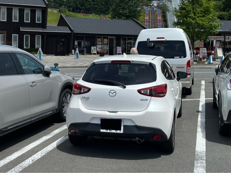 マツダ デミオ XD ツーリング Lパッケージ_4WD(AT_1.5)