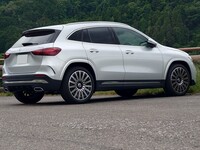 メルセデス・ベンツ GLAクラス GLA200d 4マチック_RHD_4WD(AT_2.0)【MP202401】