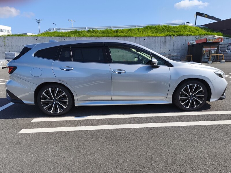 スバル レヴォーグ STI スポーツ EX_AWD(CVT_1.8)