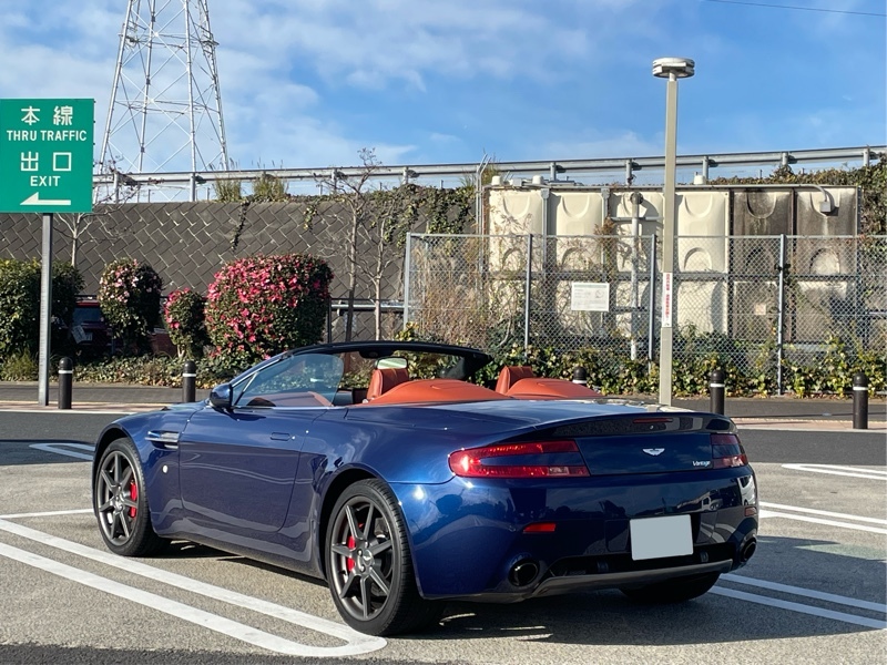 アストンマーティン V8ヴァンテージ ロードスター