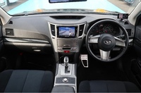 スバル レガシィ アウトバック 2.5i_L_パッケージ_AWD(CVT_2.5)