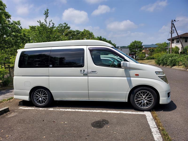 日産 エルグランド X_4WD(5ドア_AT_3.5_8人乗)