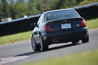 アウディ A4 （セダン） 1.8T クワトロ_RHD_4WD(MT_1.8)