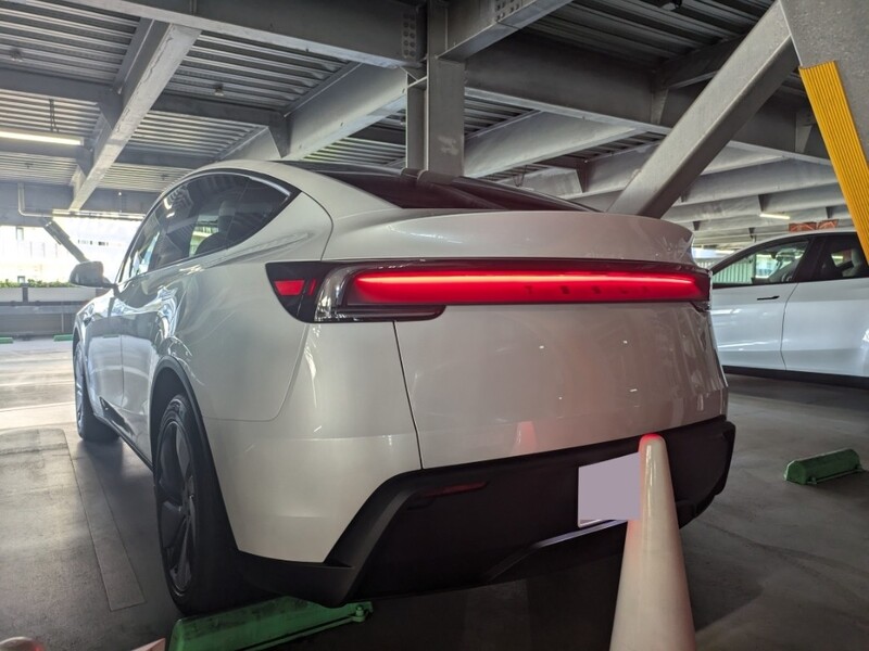 テスラ モデルY RWD_RHD