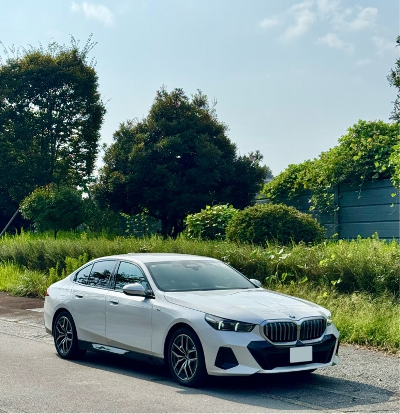 BMW 5シリーズ セダン 523d xドライブ Mスポーツ_RHD_4WD(AT_2.0)