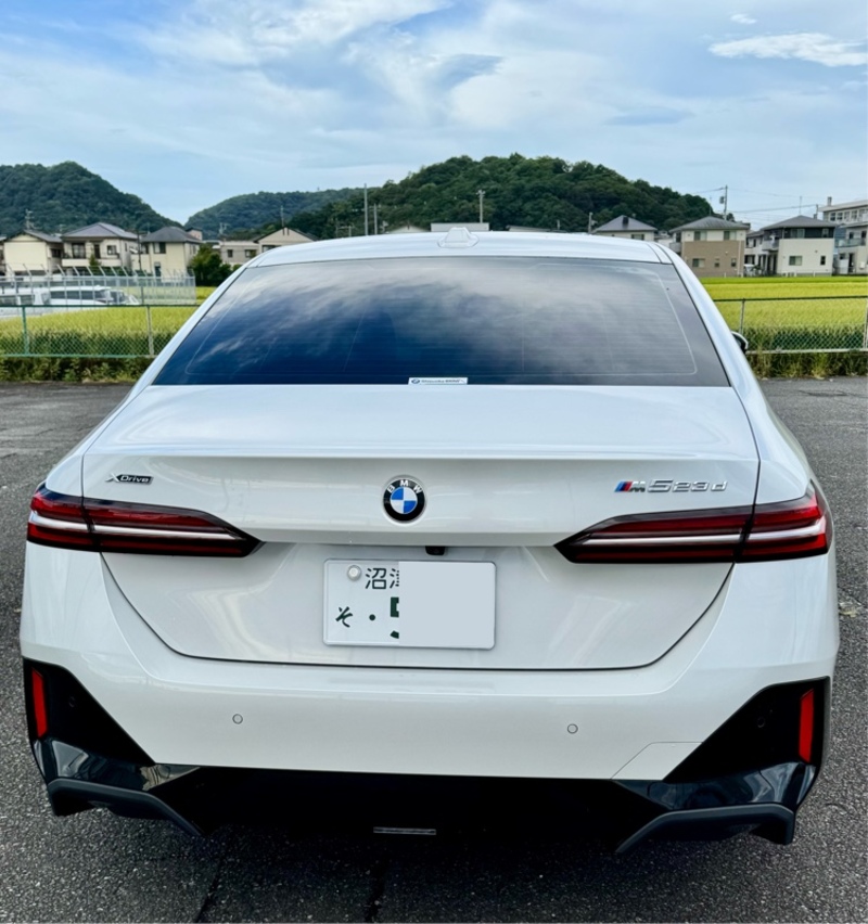 BMW 5シリーズ セダン 523d xドライブ Mスポーツ_RHD_4WD(AT_2.0)