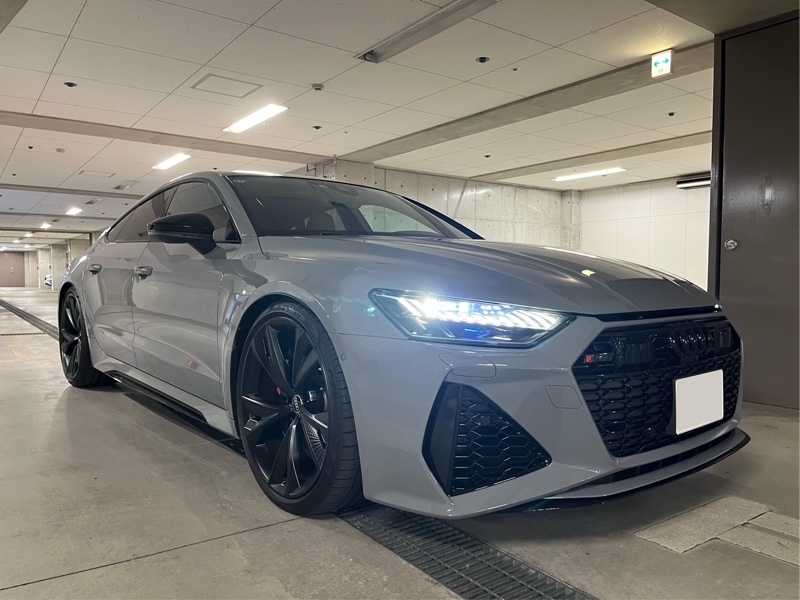 アウディ RS7 スポーツバック RS7 スポーツバック_LHD_4WD(AT_4.0)