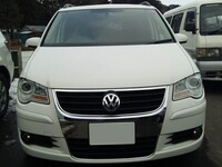 フォルクスワーゲン ゴルフトゥーラン TSI Trendine_RHD(AT1.4)