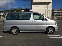 日産 エルグランド V_ラウンジパッケージ_4WD(AT_3.5_8人乗)