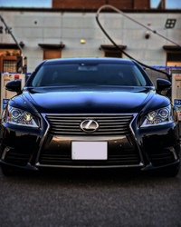 レクサス LS 460“バージョンC・Iパッケージ”_5人乗り(AT_4.6)