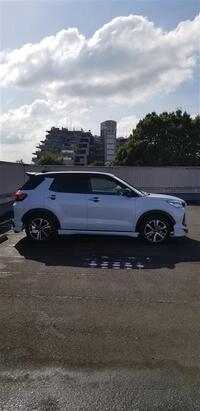 ダイハツ ロッキー プレミアム(CVT_1.0)
