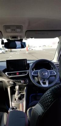 ダイハツ ロッキー プレミアム(CVT_1.0)