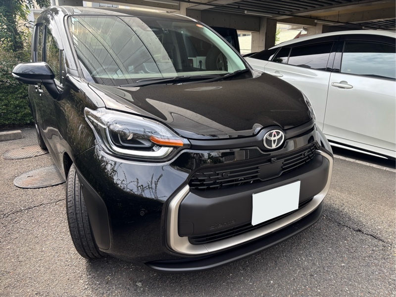 トヨタ シエンタ ハイブリッド Z_7人乗り(CVT_1.5)
