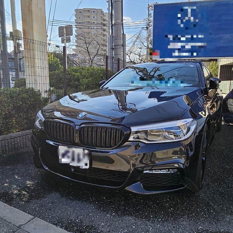 BMW 5シリーズ セダン 523i ブラックアウト_RHD(AT_2.0)