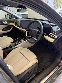 アウディ A5 アバント (ワゴン) TFSI クワトロ 150kW_RHD_4WD(Sトロニック_2.0)