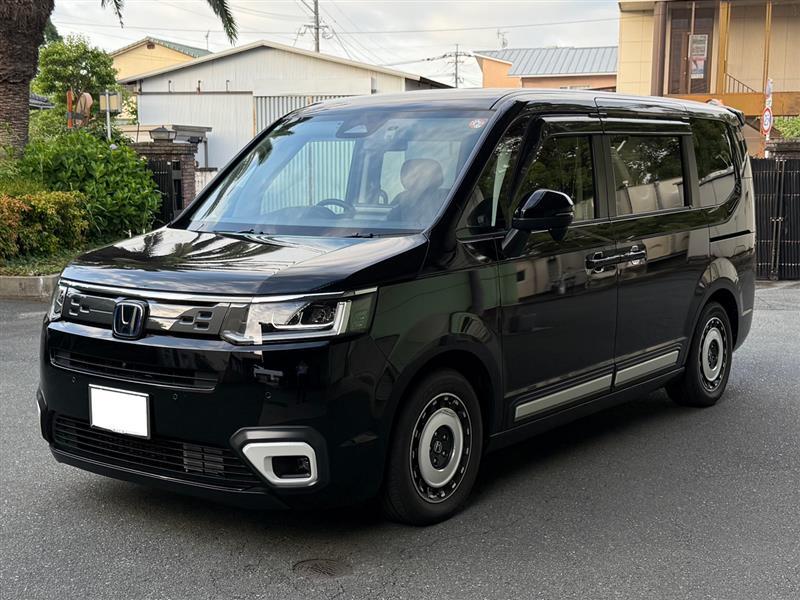 ホンダ ステップワゴン e:HEV エアー EX_8人乗り(CVT_2.0)