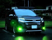 トヨタ ノア Si“W×B III”_7人乗り(CVT_2.0)