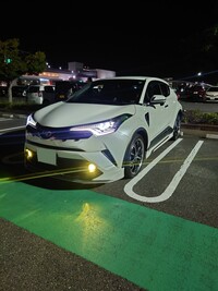 トヨタ C-HR