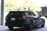 ボルボ V60 プラグインハイブリッド T6 ツインエンジン AWD インスクリプション_RHD_AWD(AT_2.0)
