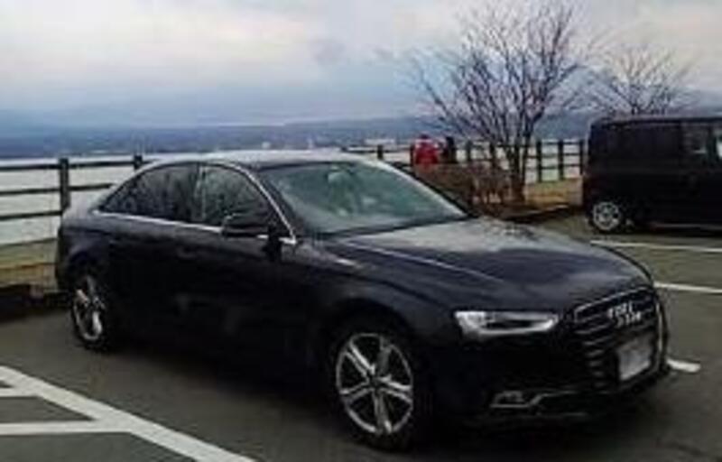 アウディ A4 （セダン） 2.0 TFSI_RHD(CVT_2.0)