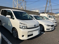トヨタ ヴォクシー X“Lエディション”_7人乗り(CVT_2.0)