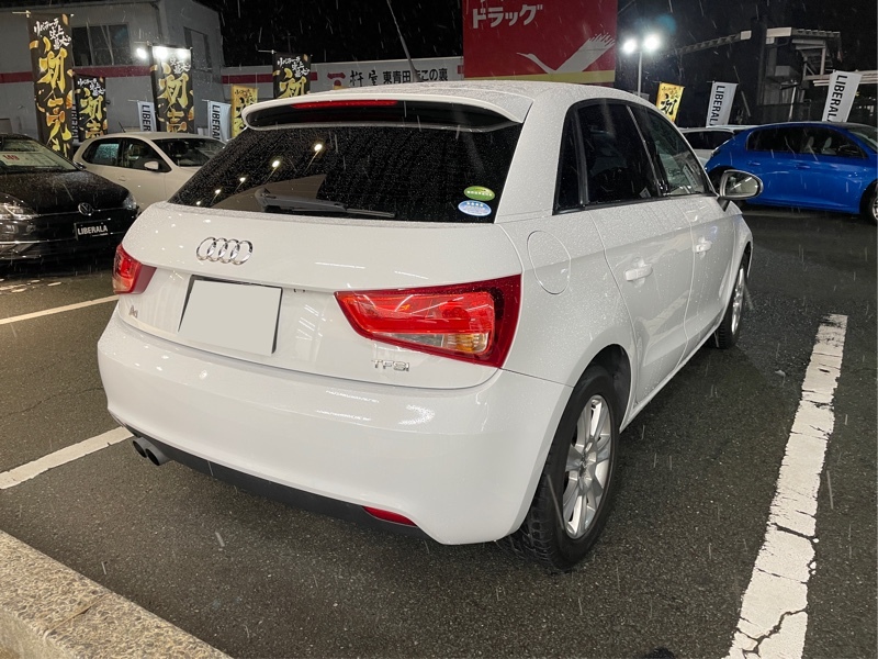 アウディ A1 1.4 TFSI_RHD(AT_1.4)