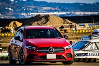 メルセデス・ベンツ Aクラス A200d_RHD(DCT_2.0)
