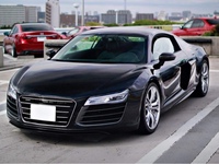 アウディ R8 （クーペ） クーペ 5.2 FSI クワトロ_LHD_4WD(AT_5.2)