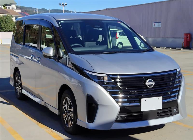 日産 セレナ e-POWER ハイウェイスター V(1.4)