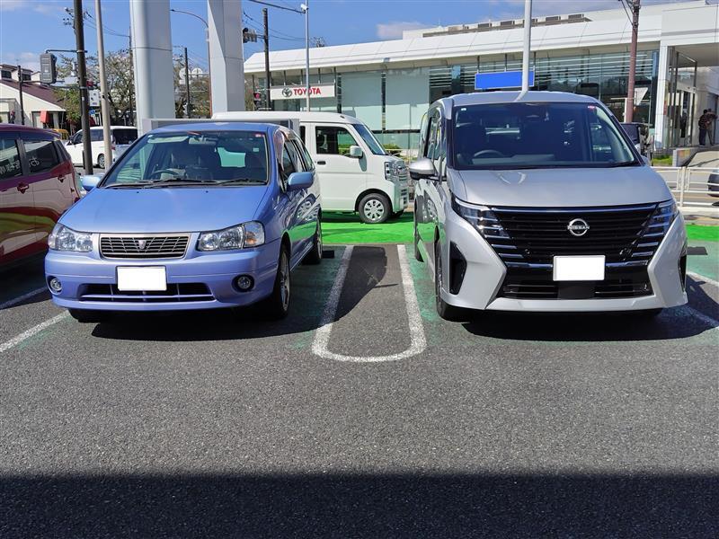 日産 セレナ e-POWER ハイウェイスター V(1.4)