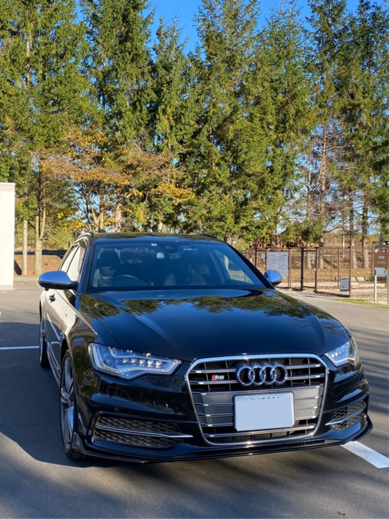 アウディ S6 アバント (ワゴン) S6 アバント_RHD_4WD(AT_4.0)