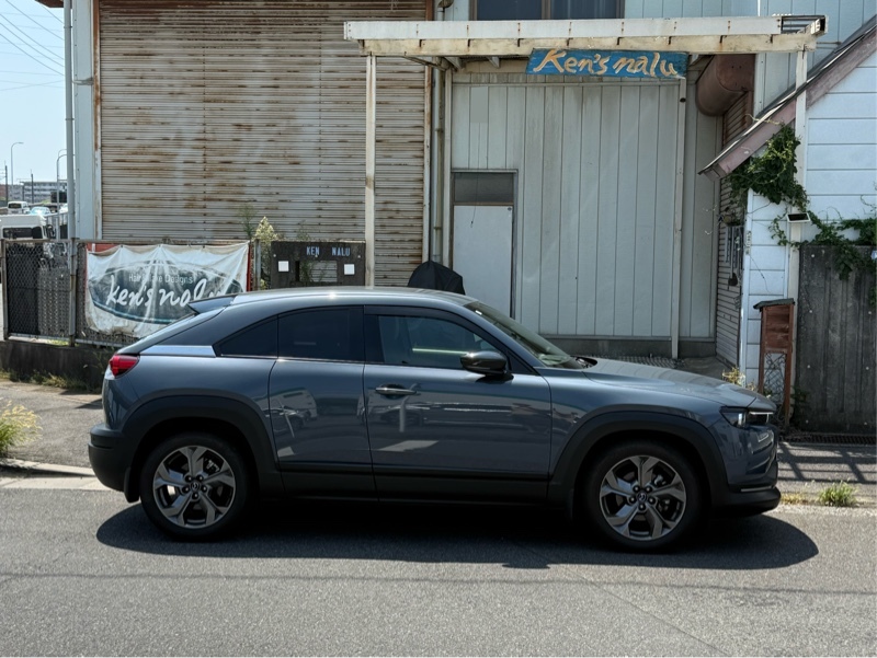 マツダ MX-30 MX-30_4WD(AT_2.0)