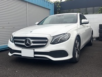 メルセデス・ベンツ Eクラス セダン E220d アバンギャルド_RHD(AT_2.0)