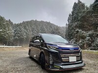 トヨタ ノア Si“W×B III”_7人乗り(CVT_2.0)