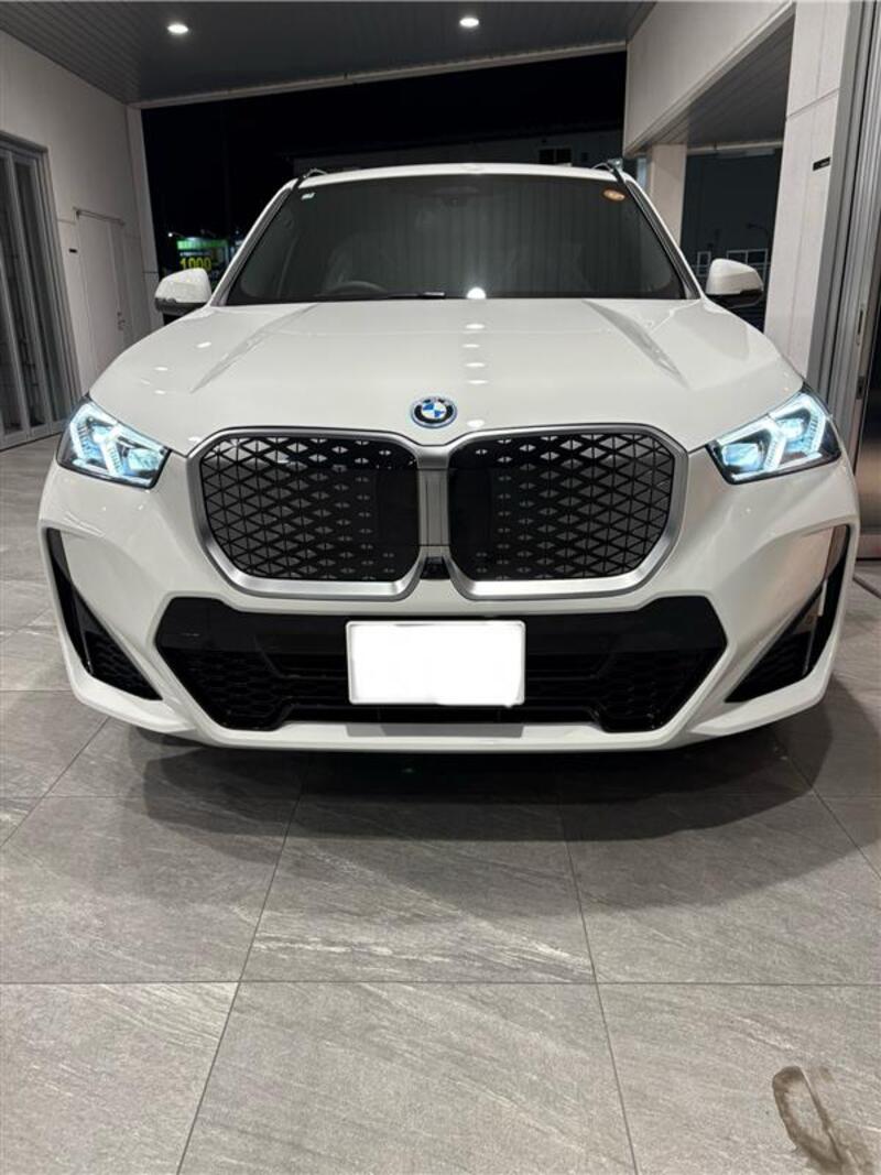 BMW iX1 eドライブ 20 Mスポーツ_RHD