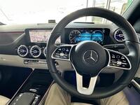 メルセデス・ベンツ GLAクラス GLA200d 4マチック_RHD_4WD(DCT_2.0)