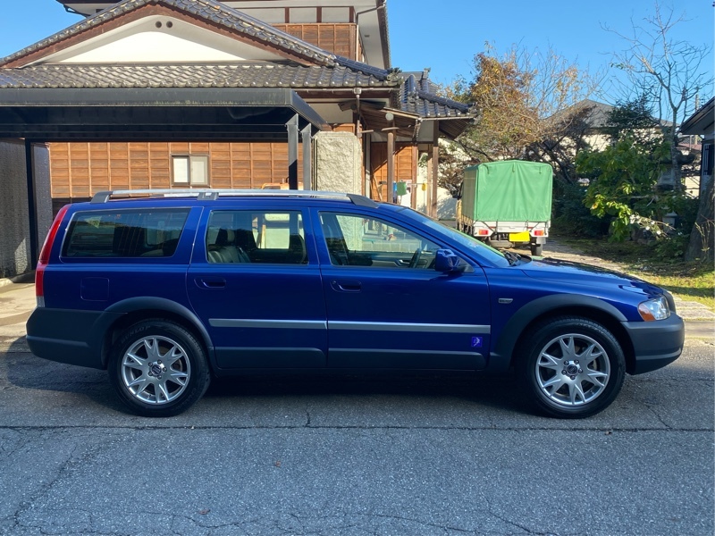 ボルボ XC70 XC70_2.5T_RHD_4WD(AT_2.5)