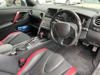 日産 NISSAN GT-R GT-R ブラックエディション_4WD(AT_3.8)