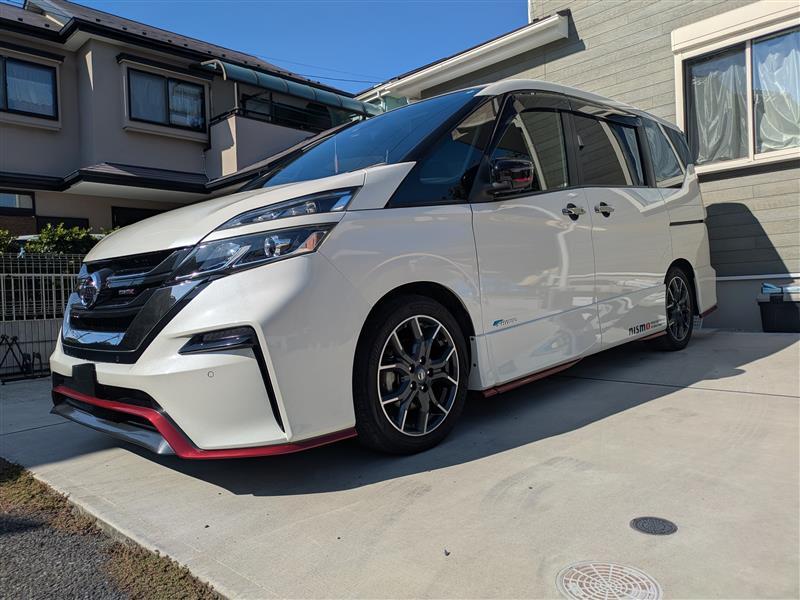 日産 セレナハイブリッド ニスモ(CVT_2.0_ハイブリッド)