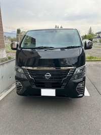 日産 キャラバン バン グランドプレミアムGX ロングボディ 低床_5人乗り_5ドア_4WD(AT_2.4_ディーゼル)