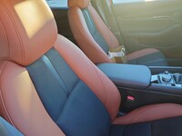 マツダ MAZDA3 ファストバック 15S レトロスポーツエディション(EC-AT_1.5)
