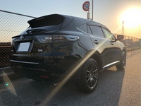 トヨタ ハリアーハイブリッド ハイブリッド プレミアム“アドバンスドパッケージ”_4WD(CVT_2.5)
