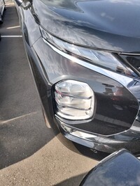 三菱 アウトランダーPHEV P_7人乗り_4WD(2.4)
