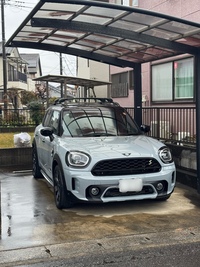 ミニ MINI Crossoverハイブリッド クーパー SE クロスオーバー オール4 アンテイムドエディション_RHD_4WD(AT_1.5)