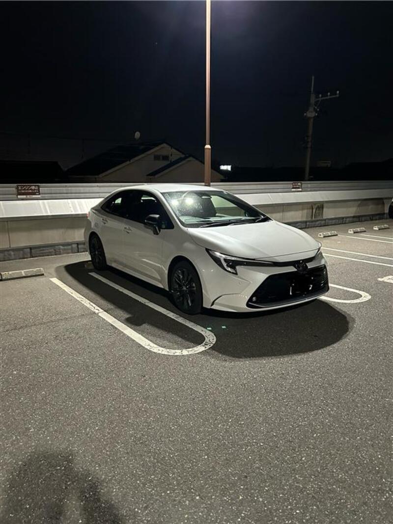 トヨタ カローラハイブリッド W×B(CVT_1.8_ハイブリッド)