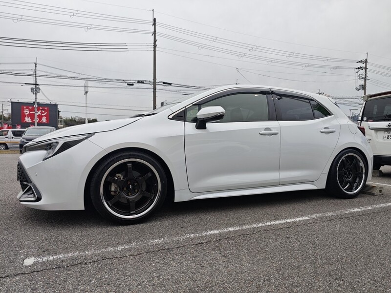 トヨタ カローラスポーツハイブリッド G“Z”(CVT_1.8_ハイブリッド)